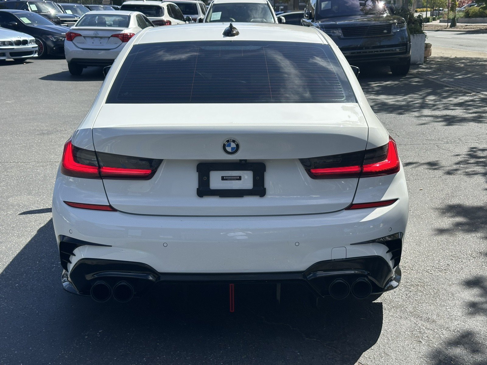 Used 2020 BMW 330i Sedan w/ M Sport Package RWD image 10