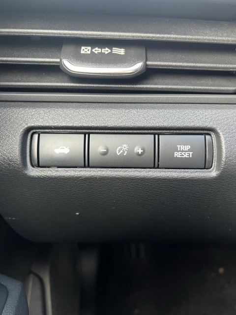 Used 2022 Nissan Altima 2.5 SV image 35