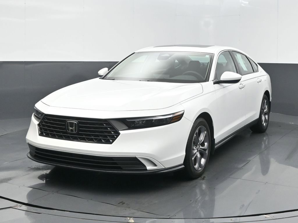 Certified 2024 Honda Accord EX image 7