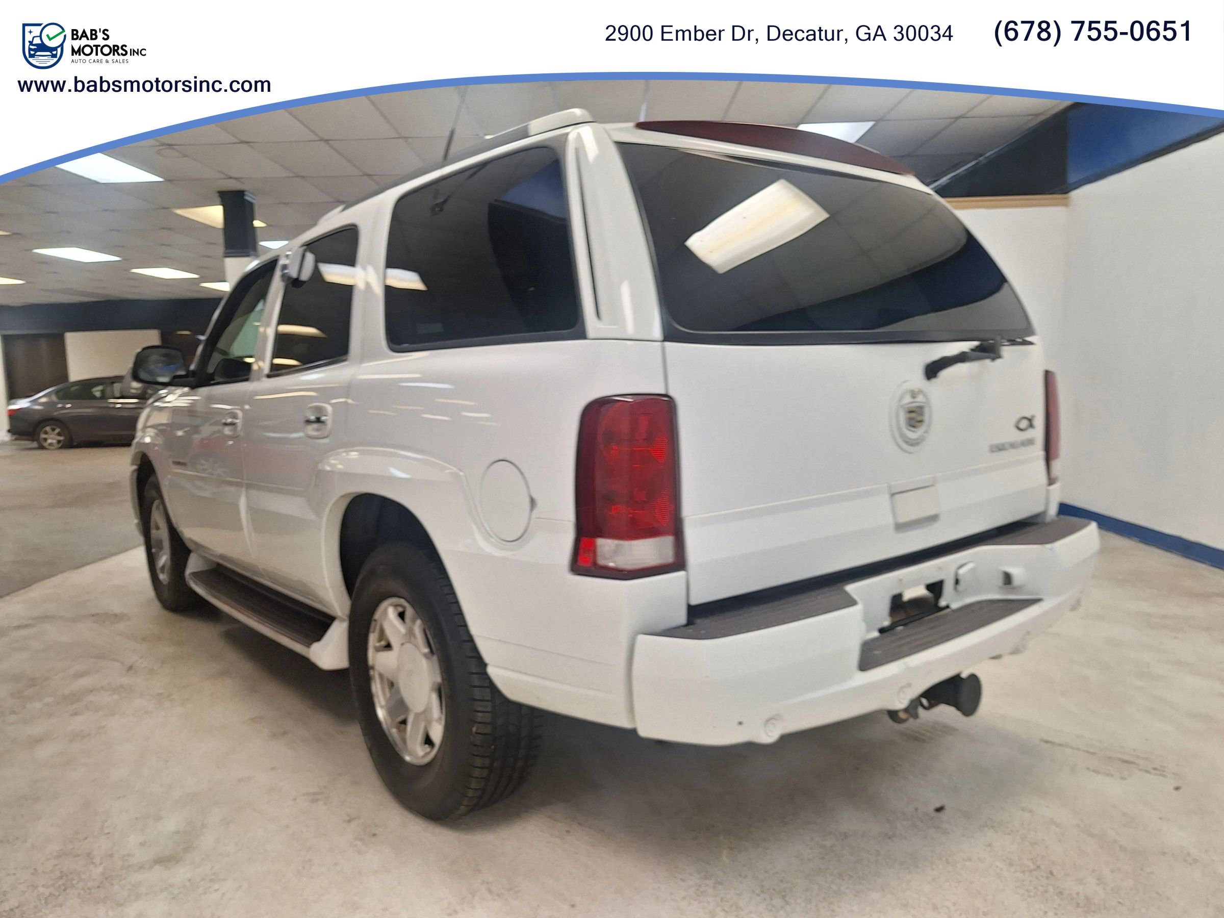 Used 2002 Cadillac Escalade AWD image 5