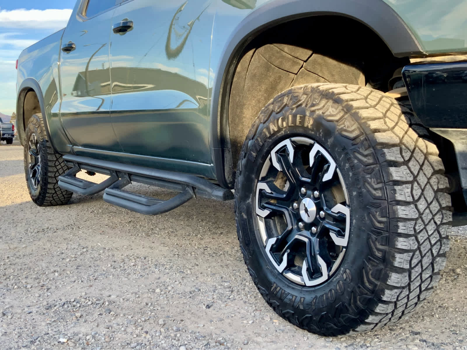 Certified 2025 Chevrolet Silverado 1500 ZR2 image 20