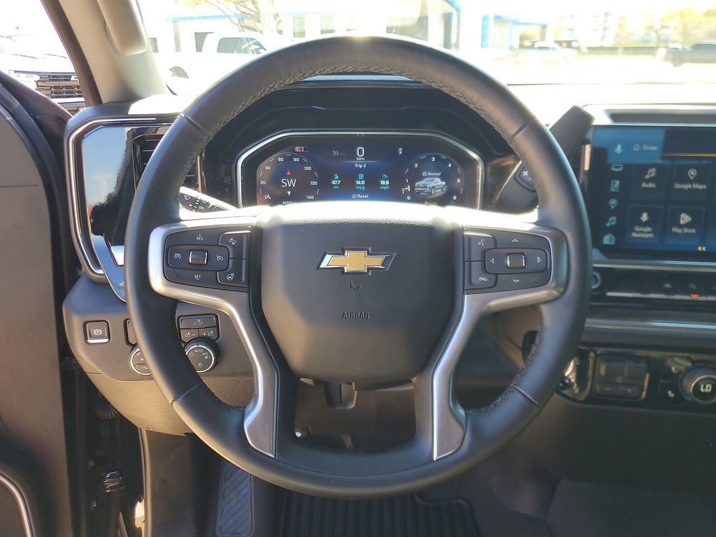 Used 2025 Chevrolet Silverado 1500 LT image 20
