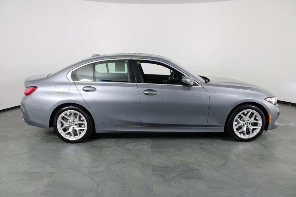 Used 2025 BMW 330i Sedan RWD image 11