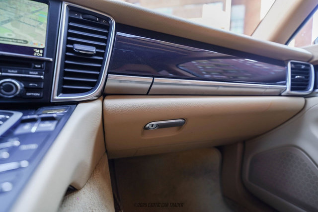 Used 2012 Porsche Panamera 4 image 40