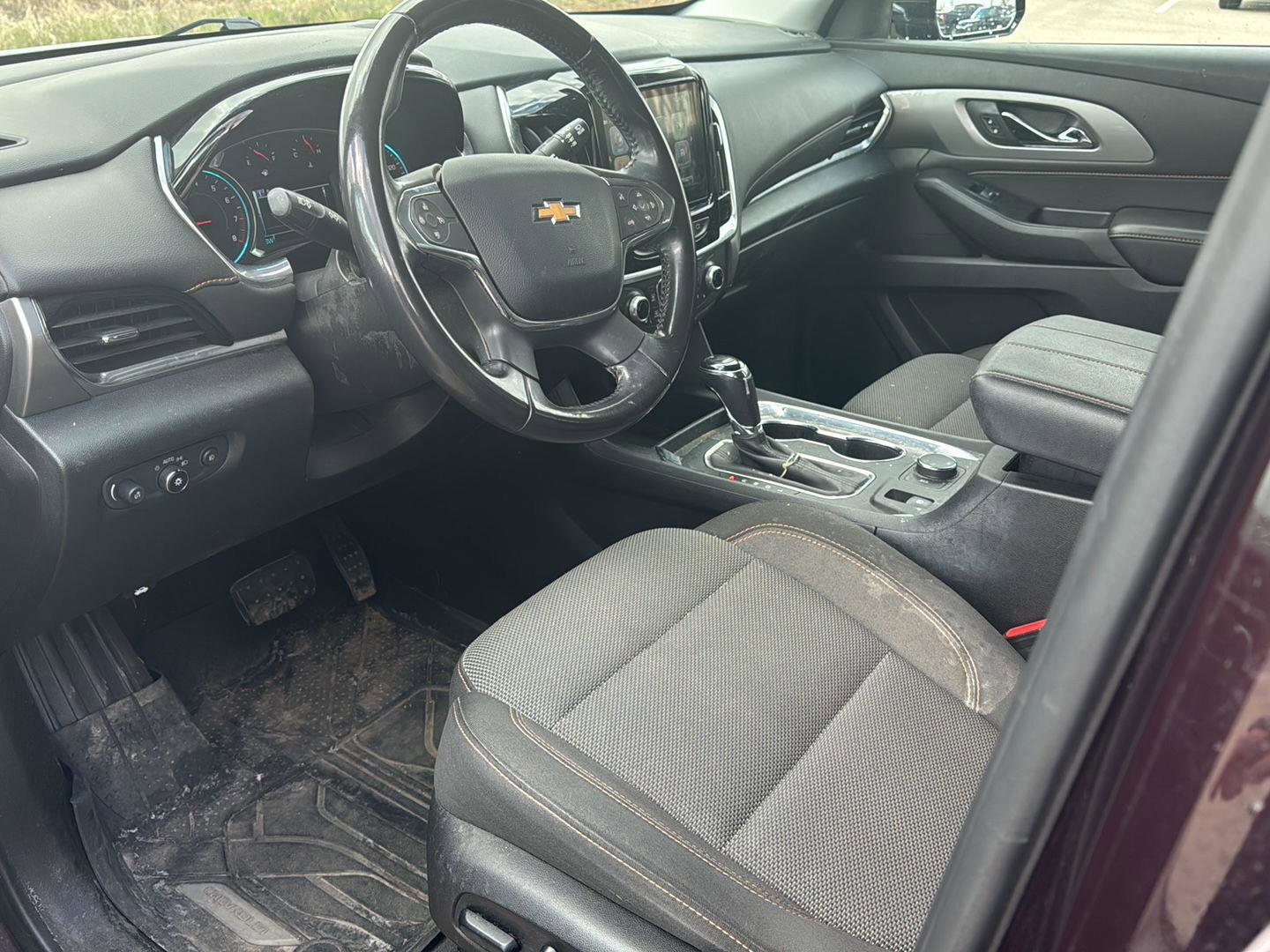Used 2019 Chevrolet Traverse LT w/ LPO, Floor Liner Package image 13