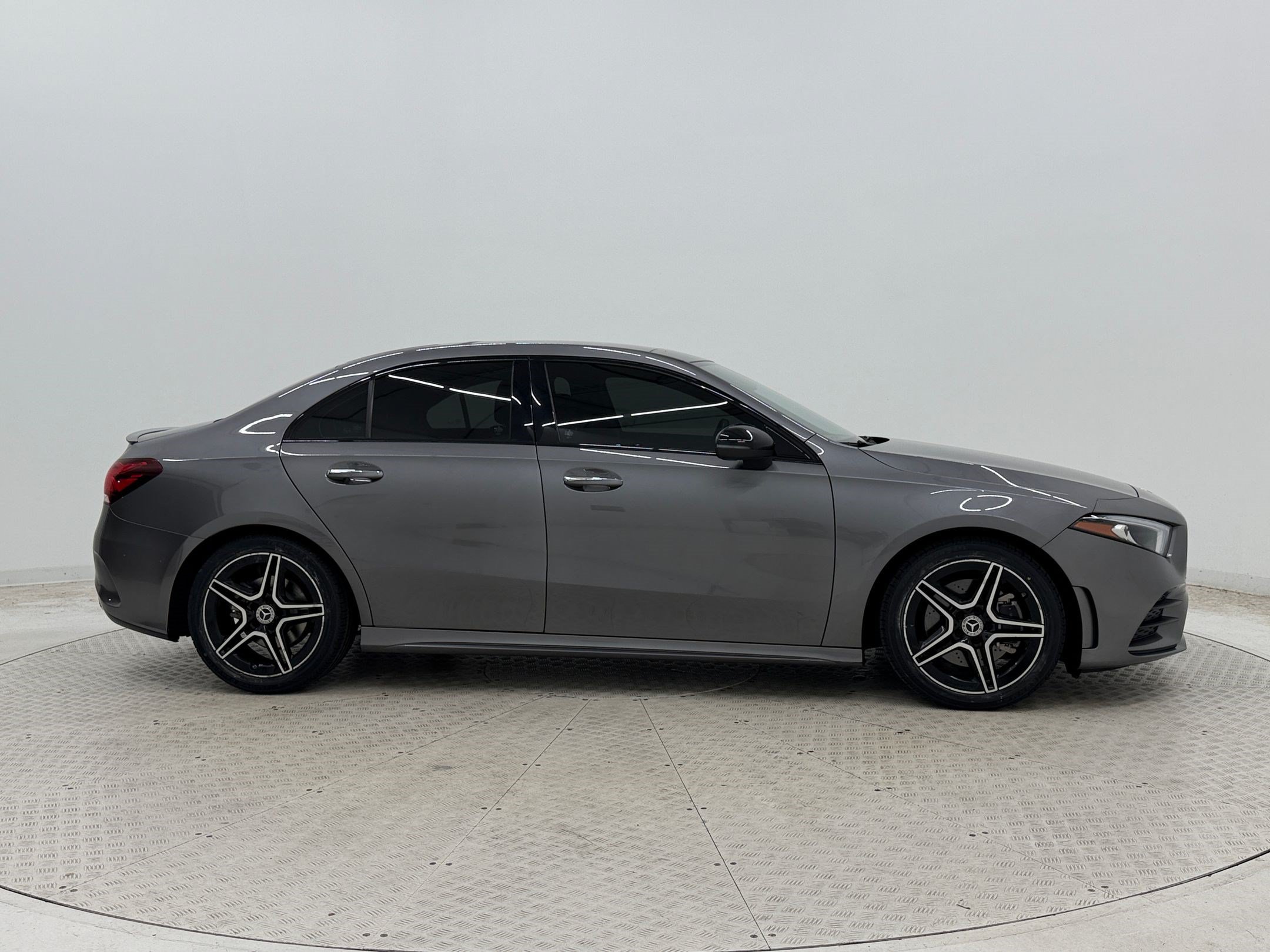 Used 2019 Mercedes-Benz A 220 image 8