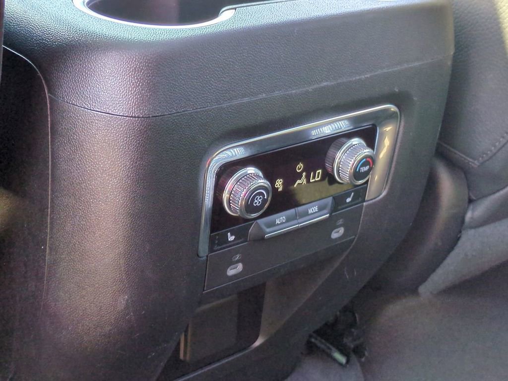 Certified 2024 GMC Yukon XL Denali image 22