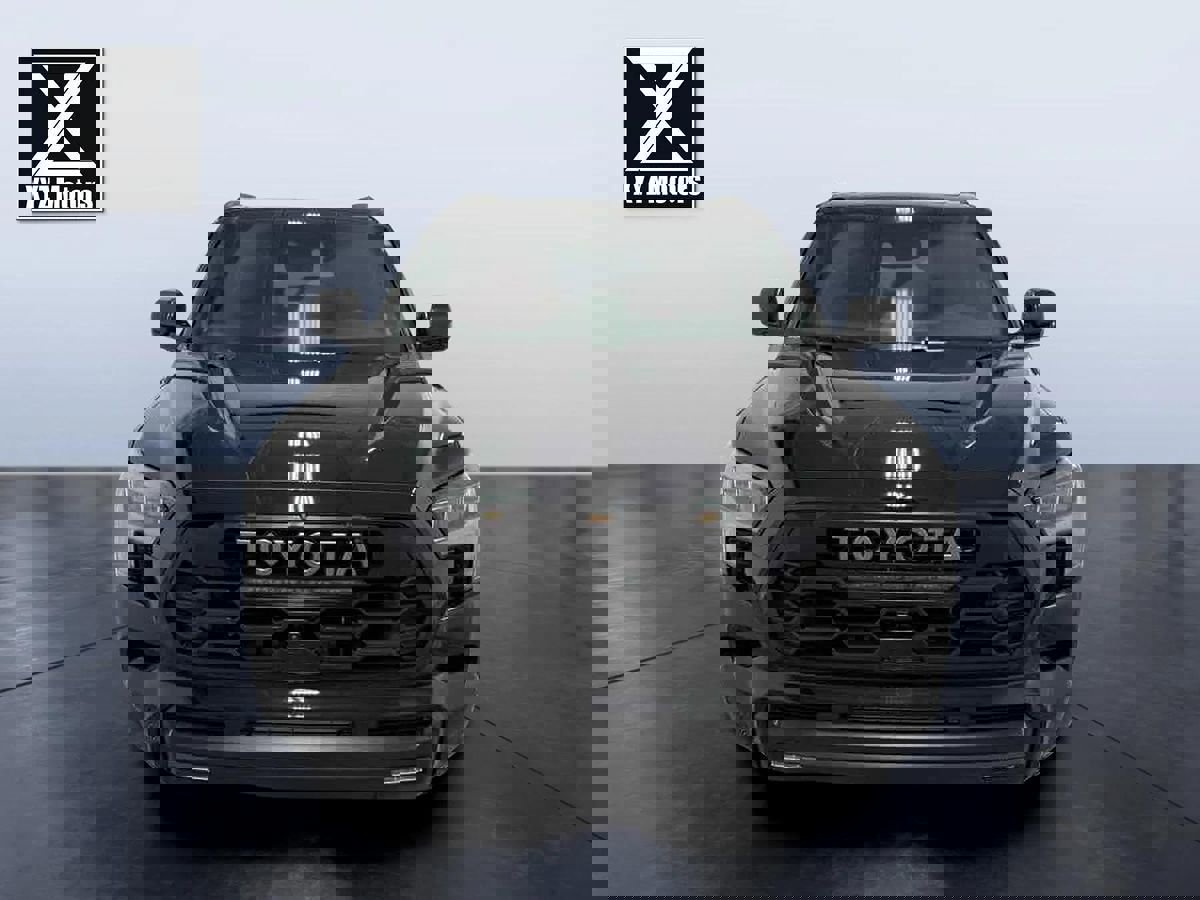 Used 2024 Toyota Sequoia Platinum image 8