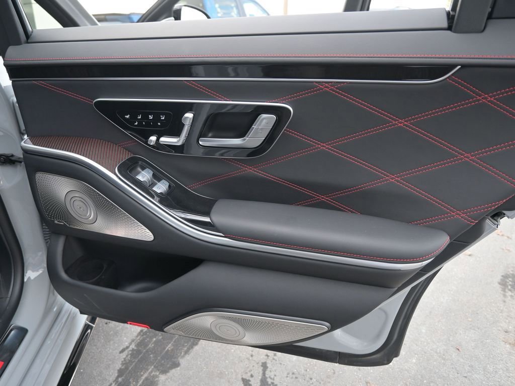 Used 2024 Mercedes-Benz S 63 AMG S w/ Rear Seat Package image 35