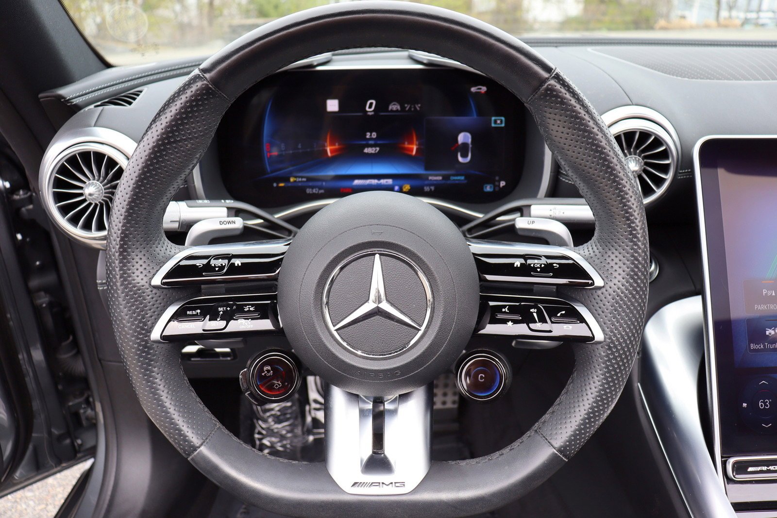 Used 2023 Mercedes-Benz SL 43 AMG image 28