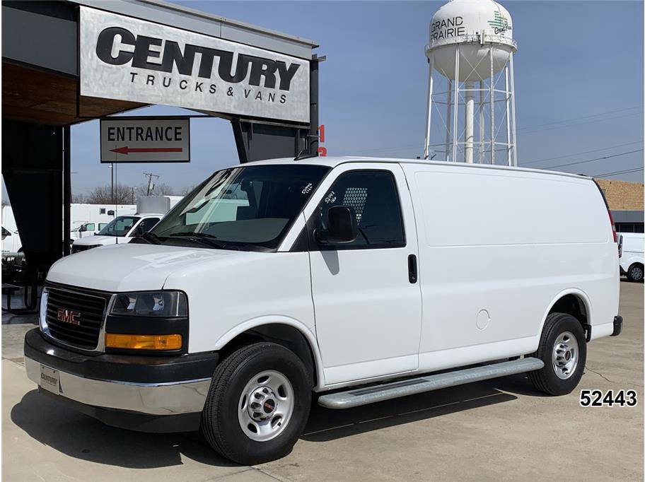Used 2024 GMC Savana 2500 w/ Driver Convenience Package image 1