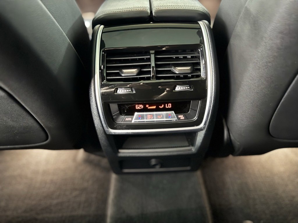 Used 2022 BMW X5 M50i w/ Premium Package image 23