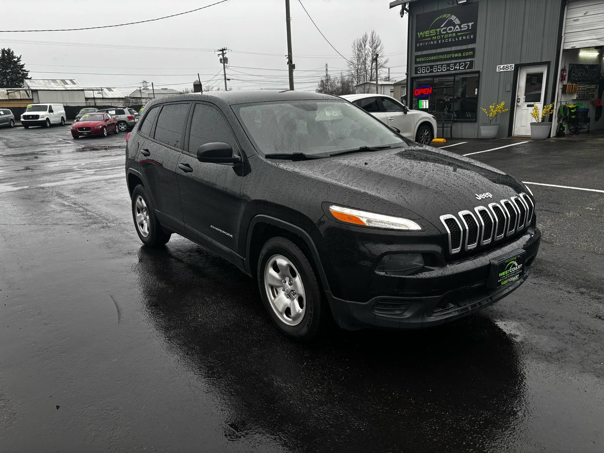 Used 2017 Jeep Cherokee Sport AWD/4WD image 29