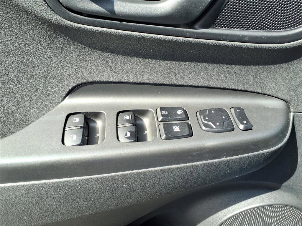 Used 2019 Hyundai Kona SE AWD/4WD image 24