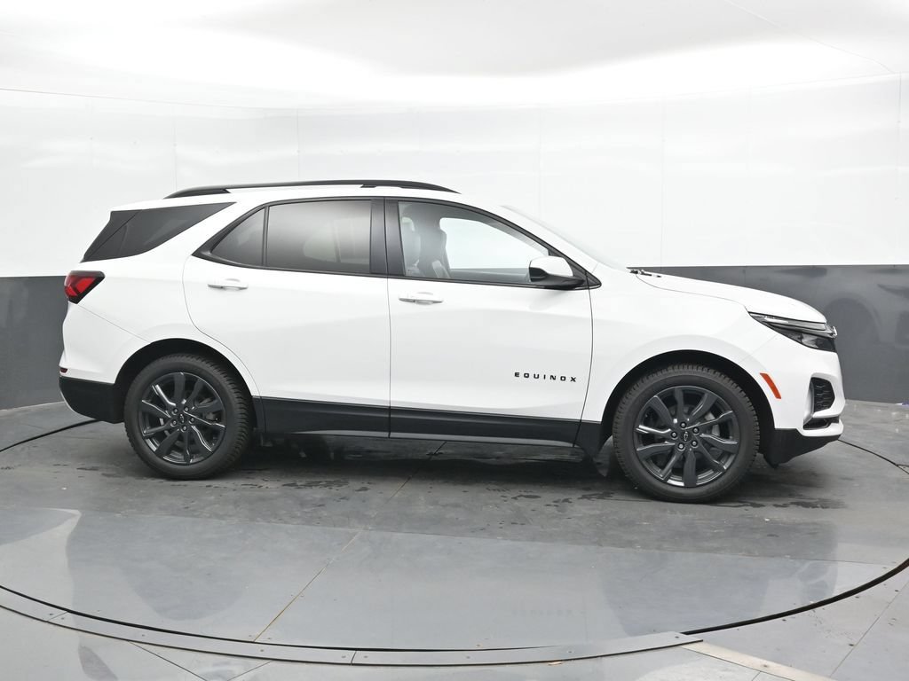 Used 2024 Chevrolet Equinox RS FWD image 5