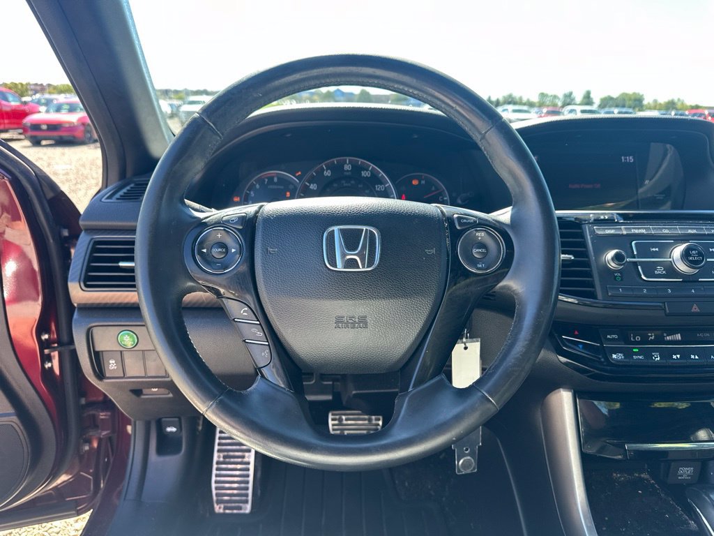Used 2016 Honda Accord Sport image 18