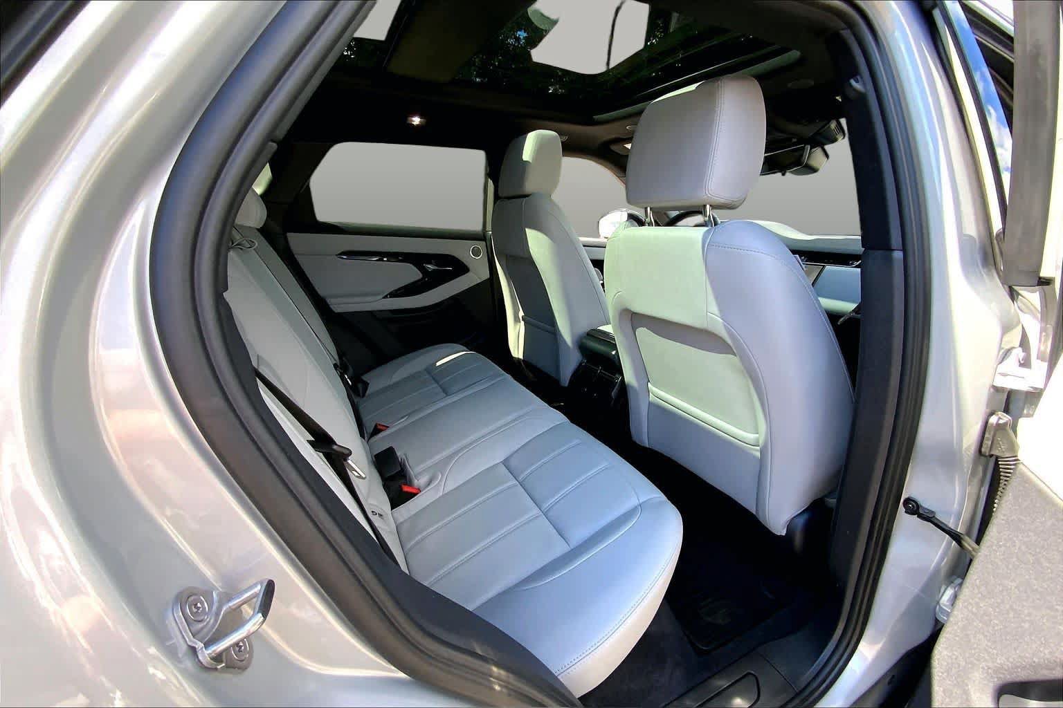 Used 2026 Land Rover Range Rover Evoque S AWD/4WD image 19
