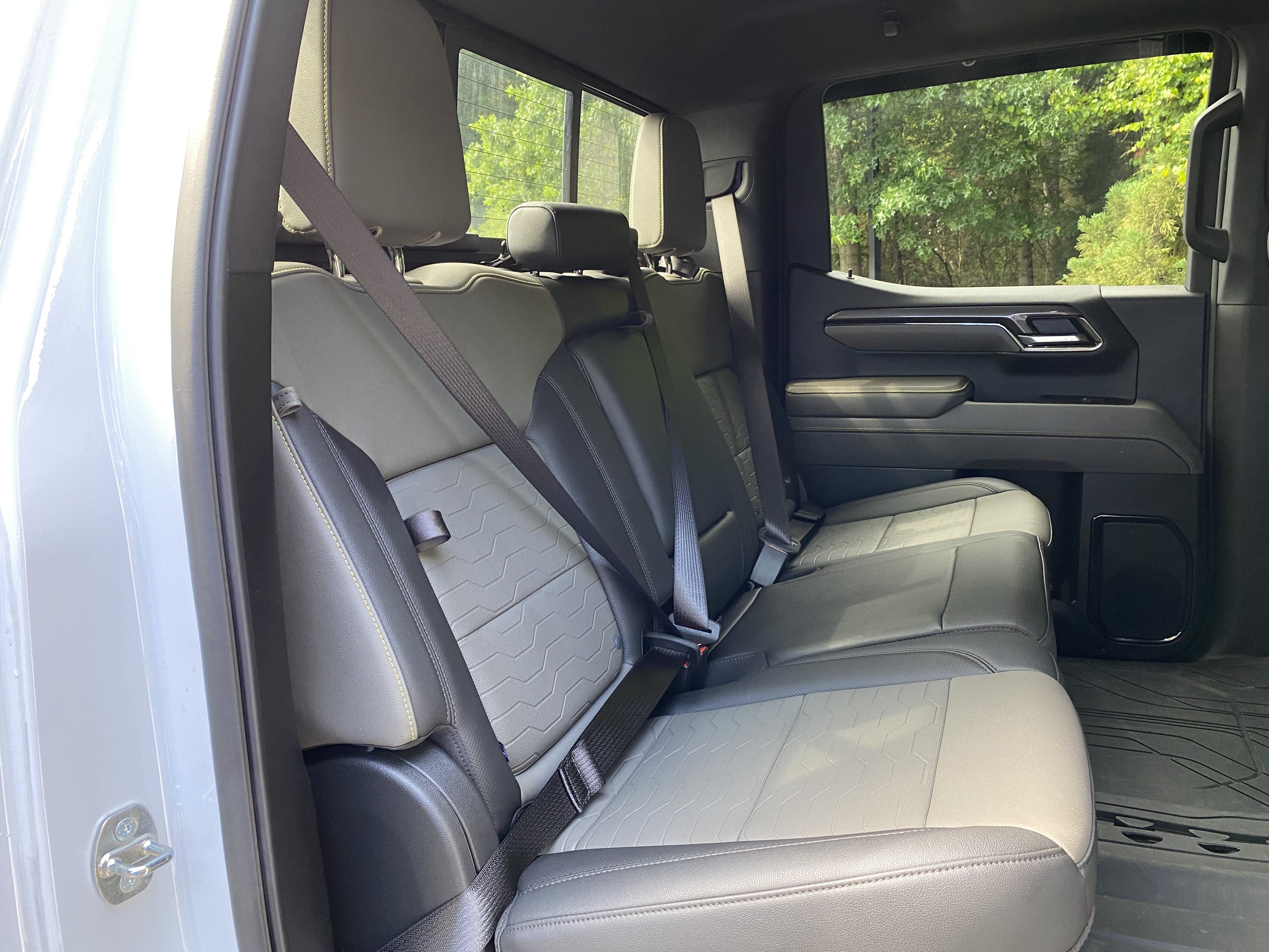 Used 2024 Chevrolet Silverado 1500 ZR2 w/ Technology Package AWD/4WD image 40