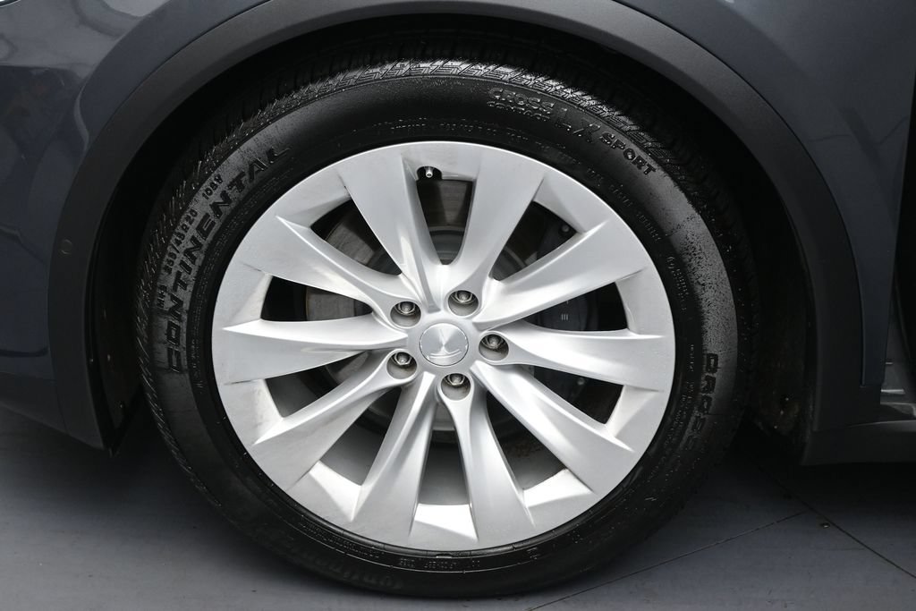 Used 2017 Tesla Model X 75D AWD/4WD image 36