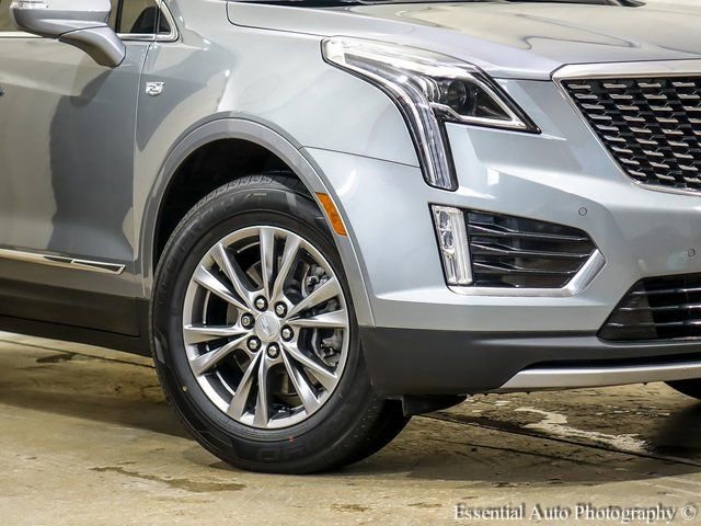 Certified 2023 Cadillac XT5 Premium Luxury w/ LPO, Floor Liner Package image 3