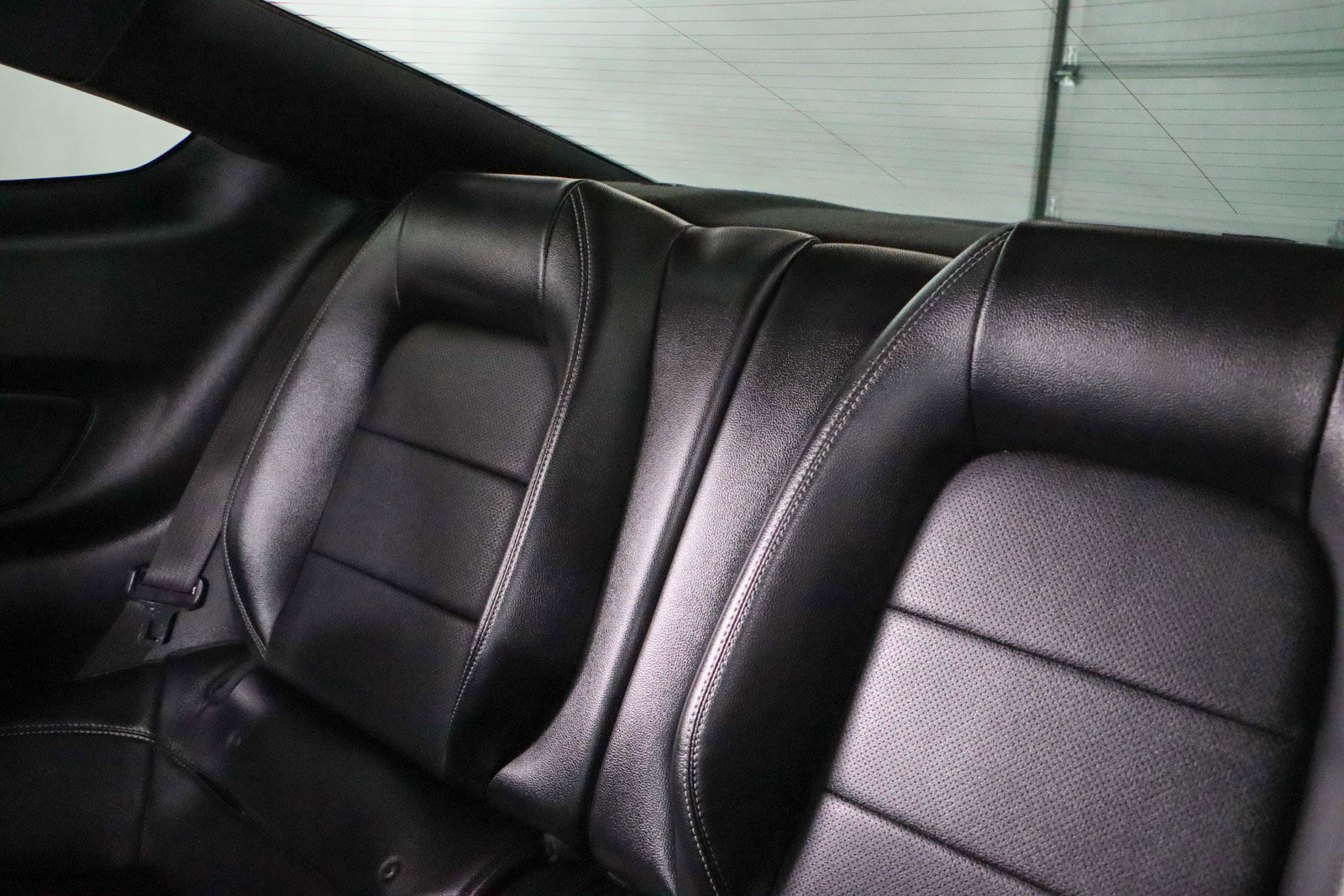 Used 2017 Ford Mustang GT Premium w/ Equipment Group 401A image 24