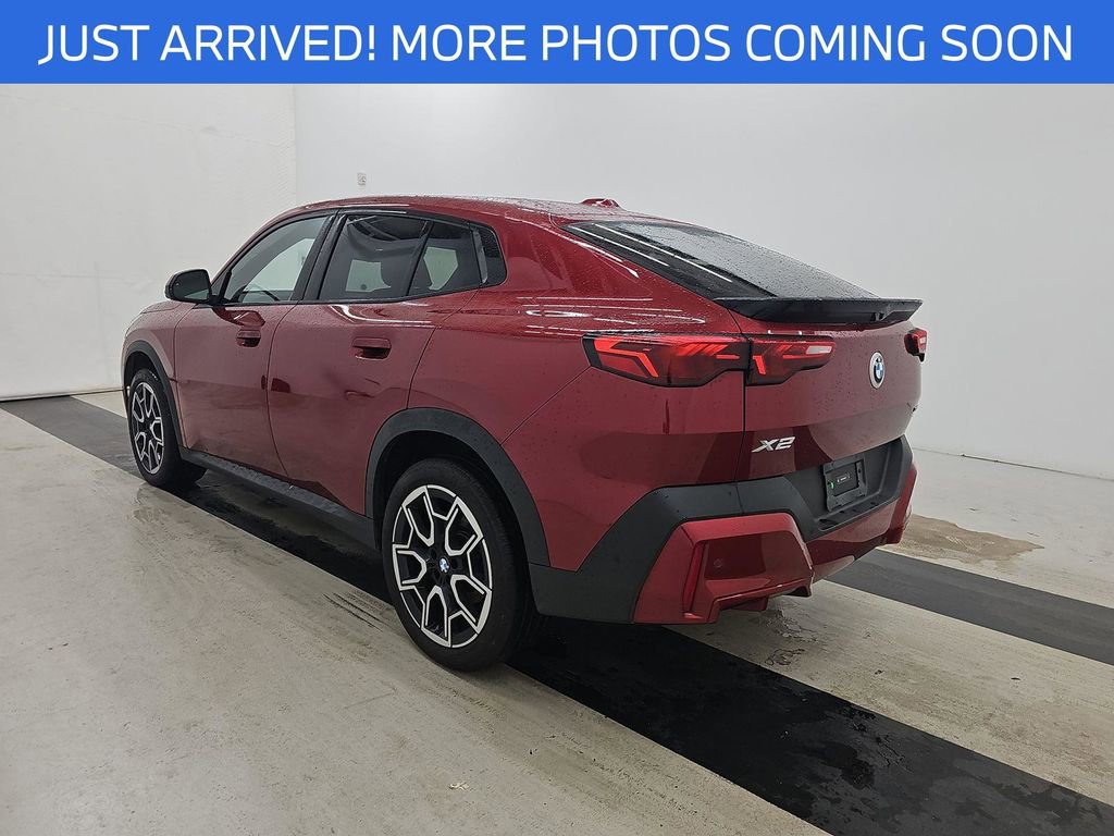 Used 2025 BMW X2 xDrive28i image 3