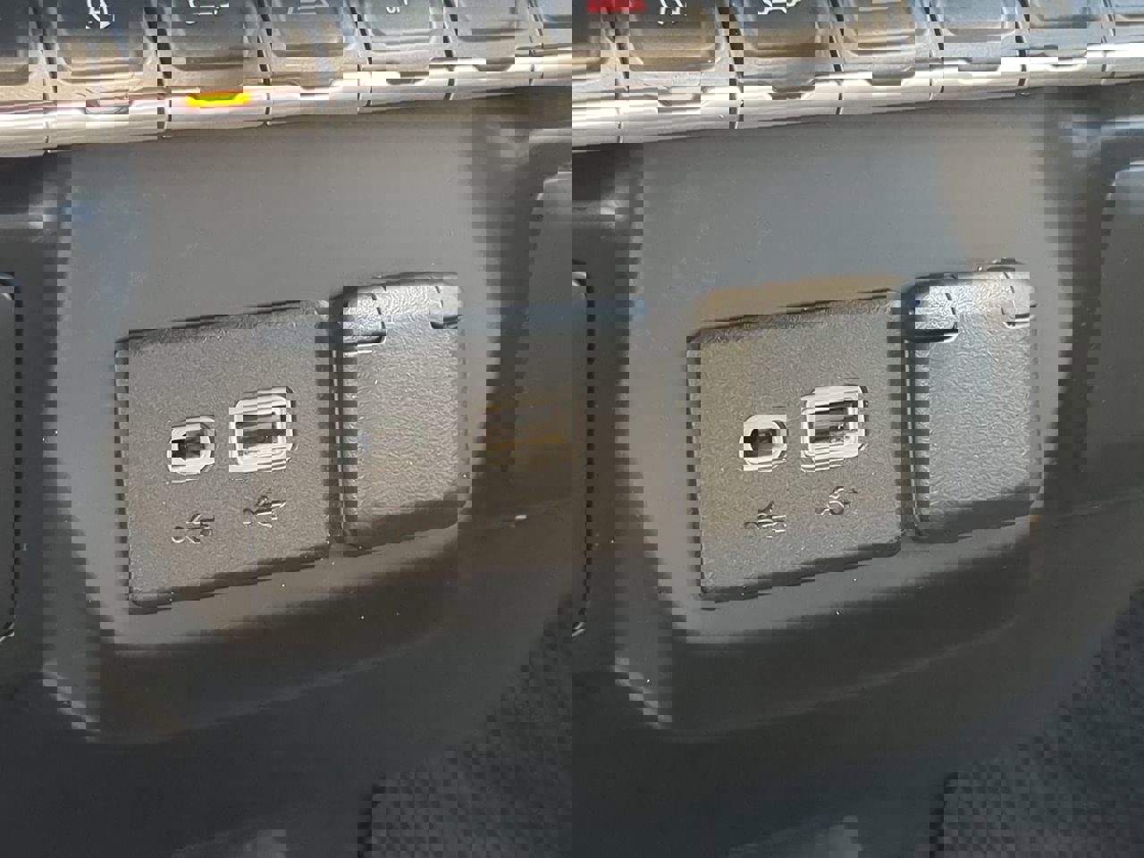 Used 2022 Chevrolet Silverado 1500 LT image 22