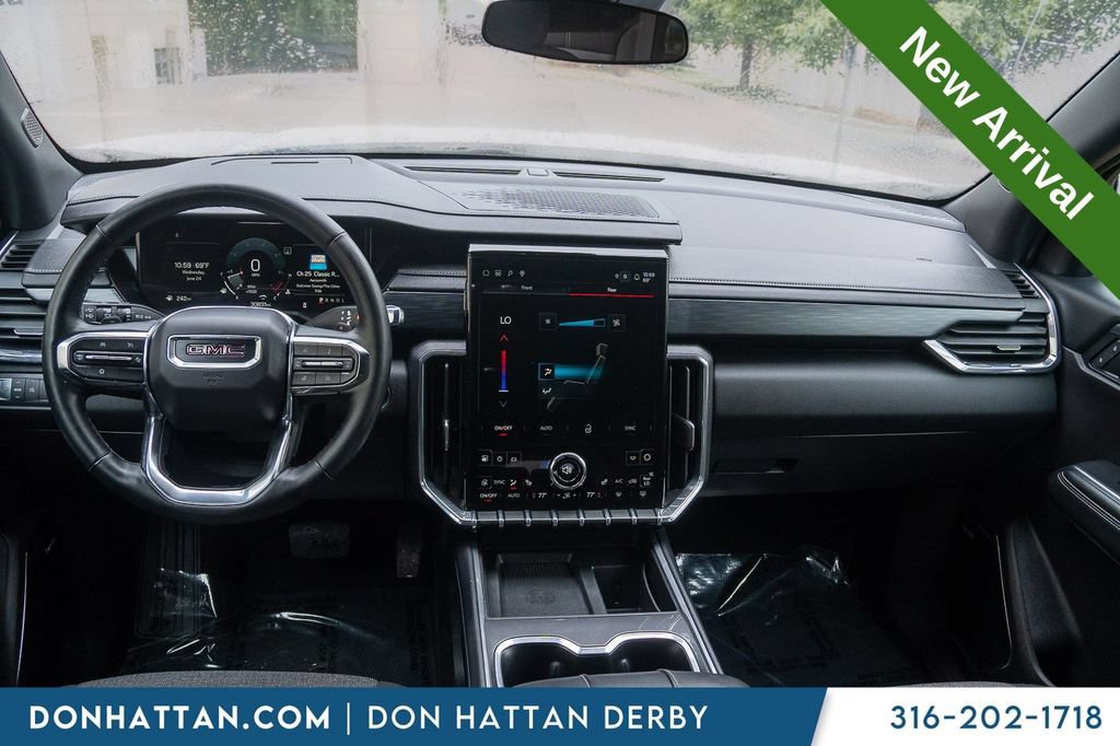 Used 2025 GMC Acadia Elevation FWD image 4