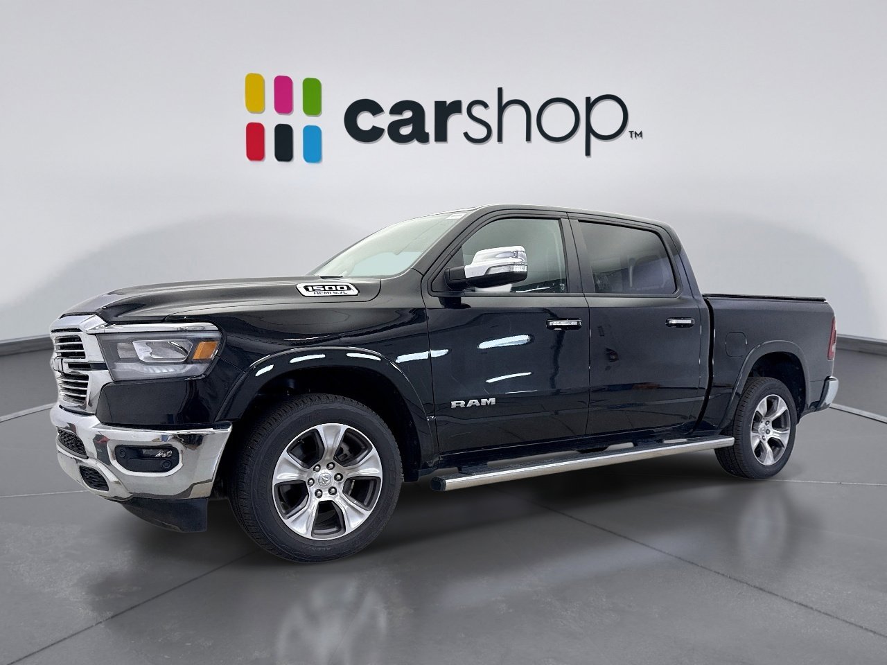 Used 2022 RAM 1500 Laramie AWD/4WD image 1
