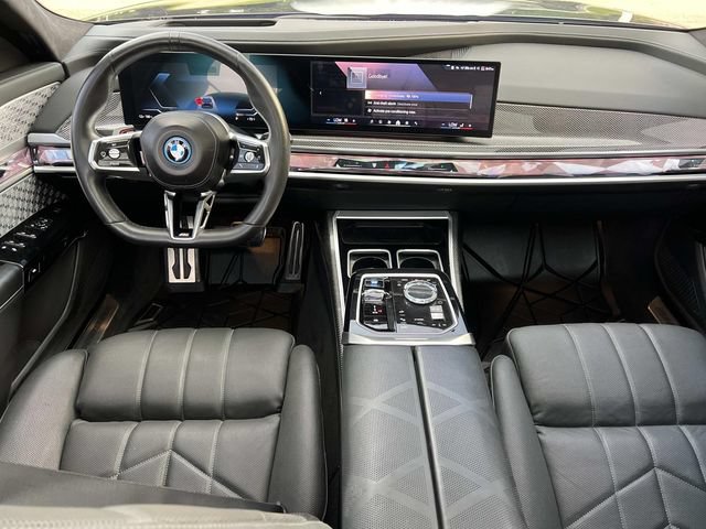 Used 2023 BMW i7 xDrive60 AWD/4WD image 20