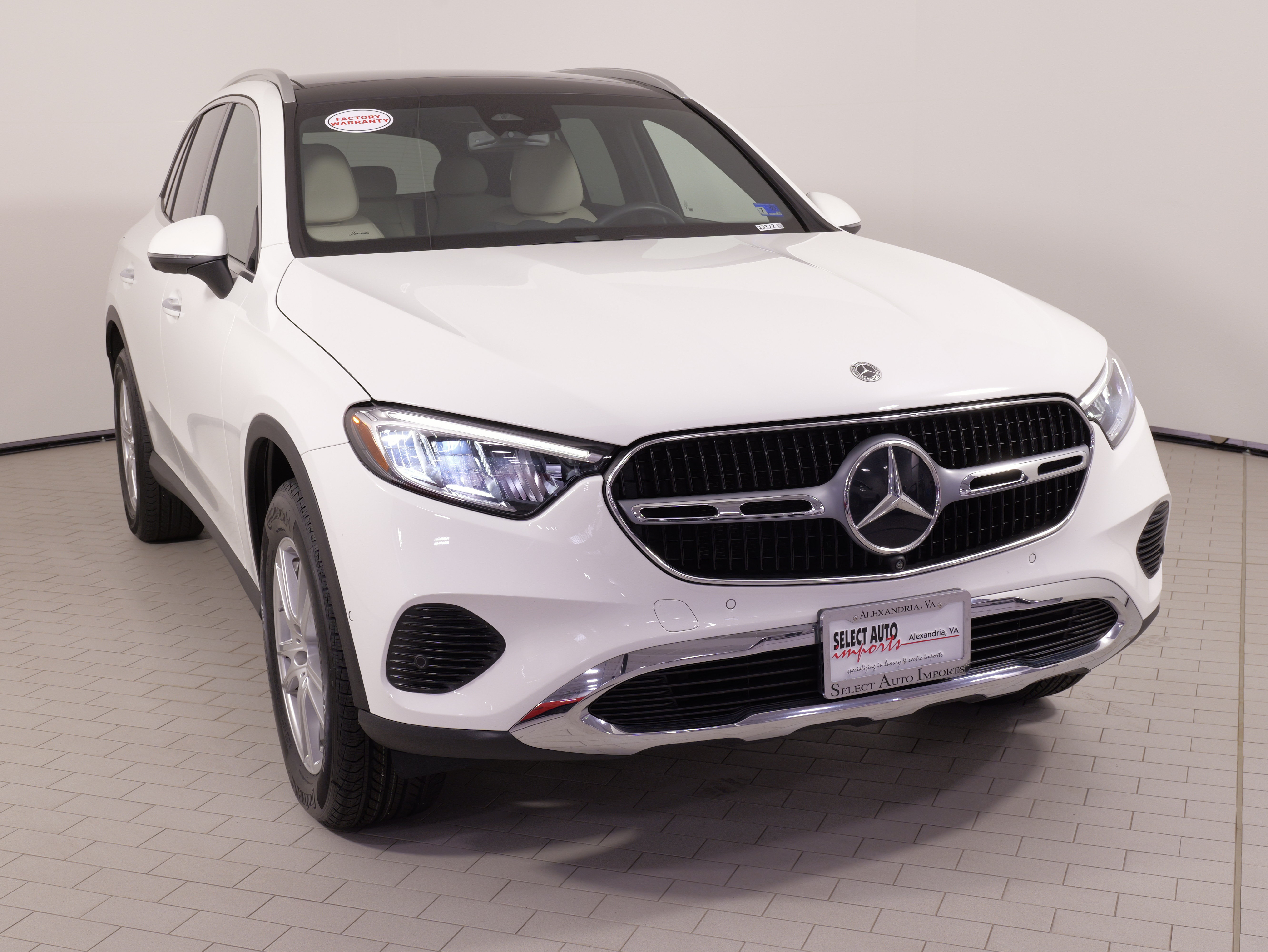 Used 2023 Mercedes-Benz GLC 300 4MATIC image 6