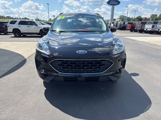 Used 2022 Ford Escape SE w/ SE Sport Appearance Package image 8