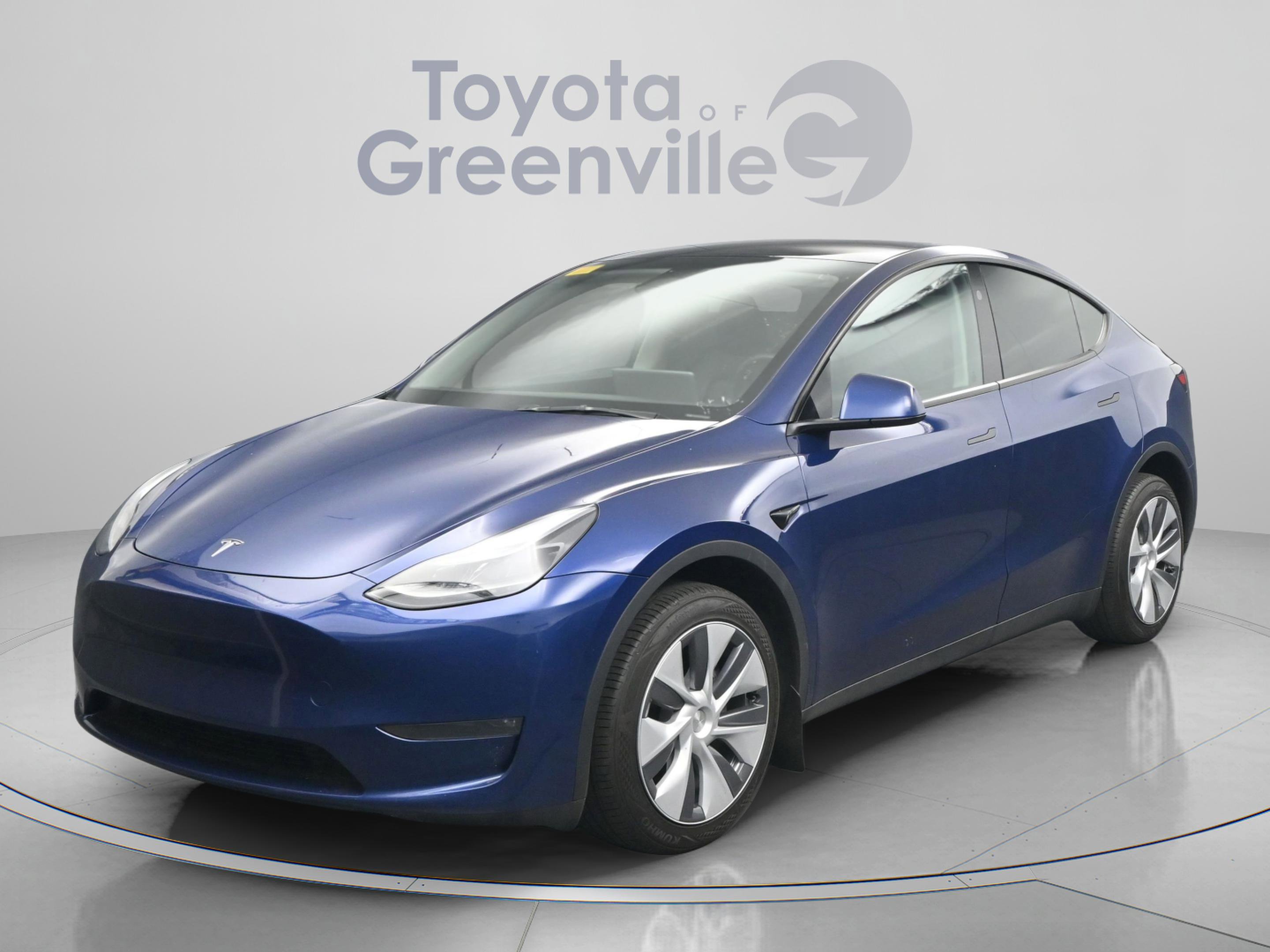 Used 2024 Tesla Model Y Long Range image 25