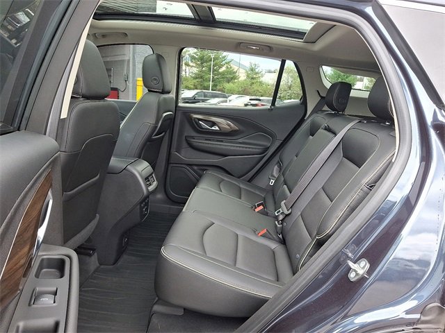 Used 2018 GMC Terrain Denali w/ Advanced Safety Package image 10