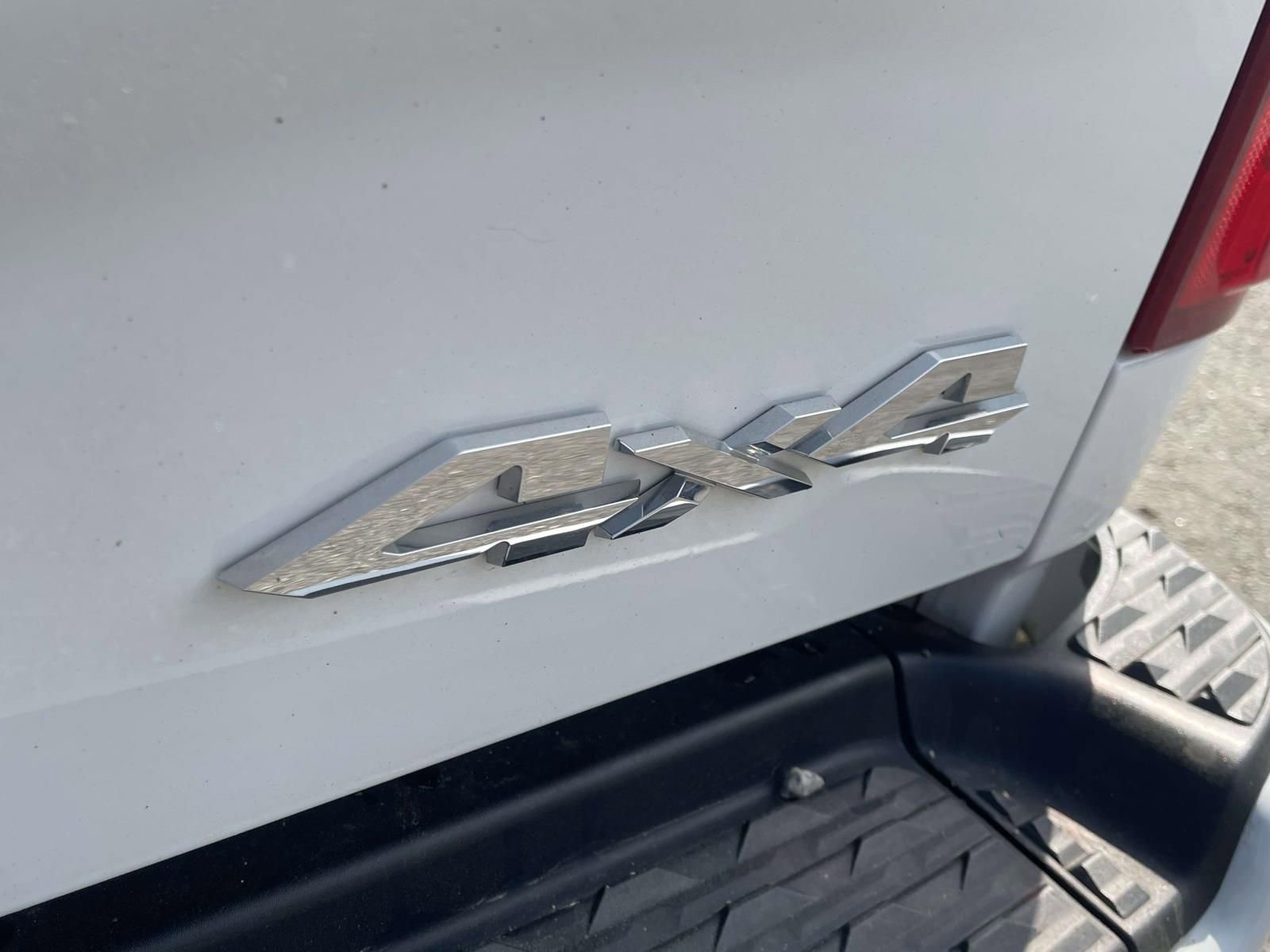 Used 2024 RAM 2500 Laramie w/ Safety Group image 6