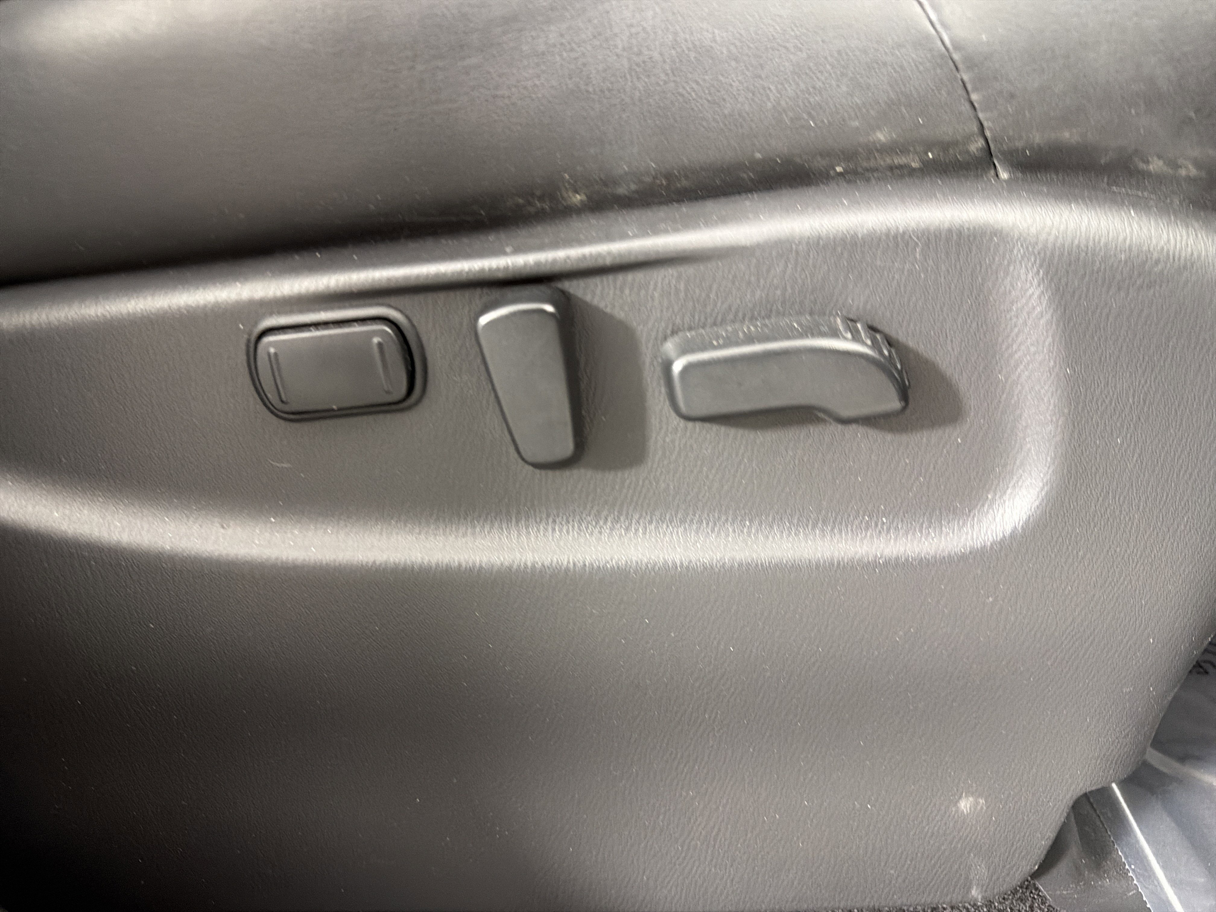 Used 2018 INFINITI QX80 4WD w/ Driver Assistance Package image 32