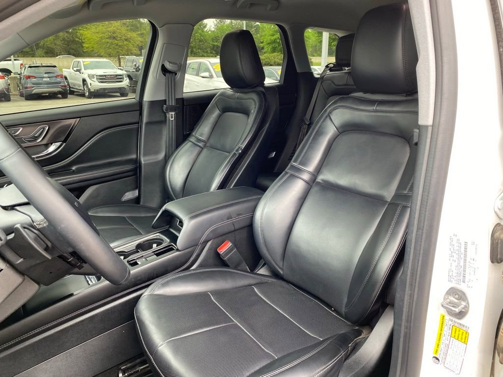 Used 2022 Lincoln Corsair AWD w/ Equipment Group 101A image 22