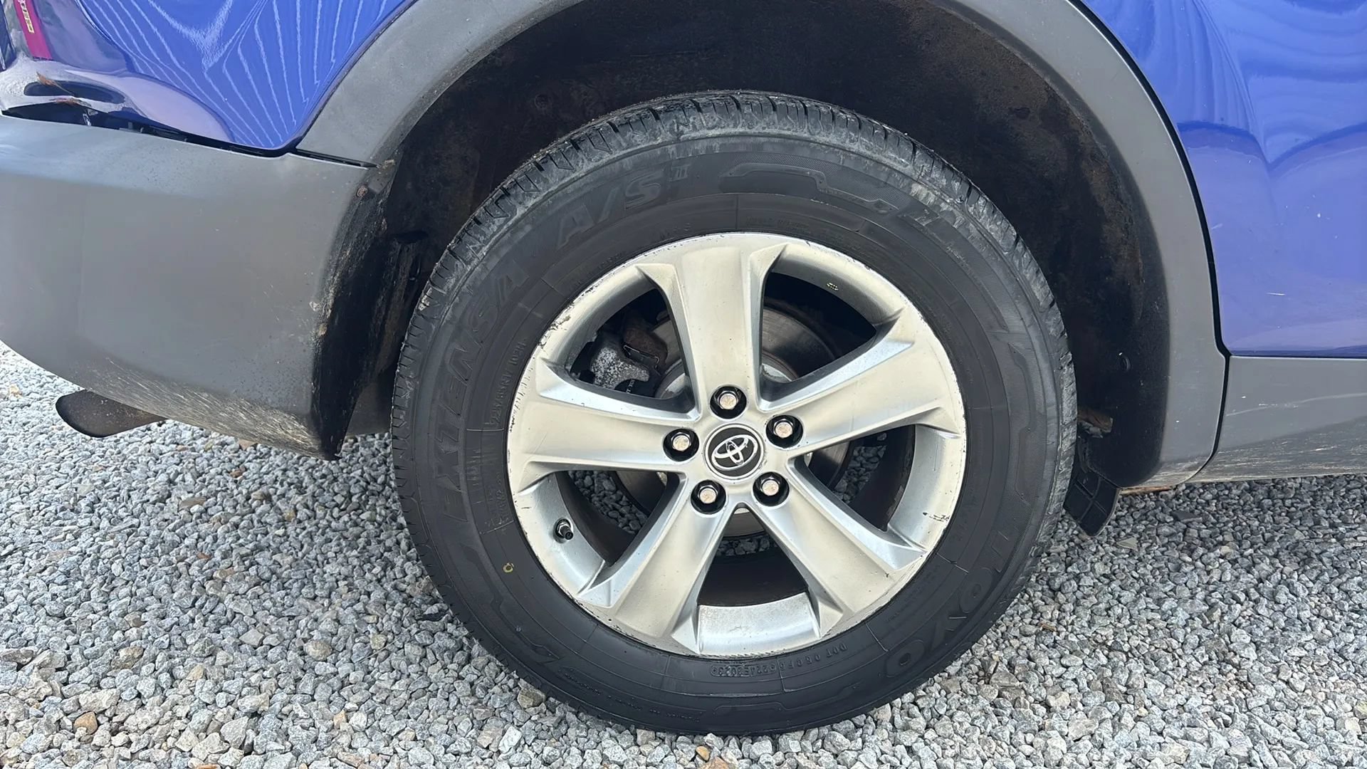 Used 2015 Toyota RAV4 XLE AWD/4WD image 7