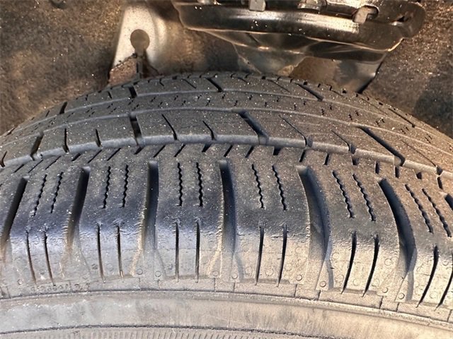 Used 2013 Toyota Venza LE image 24