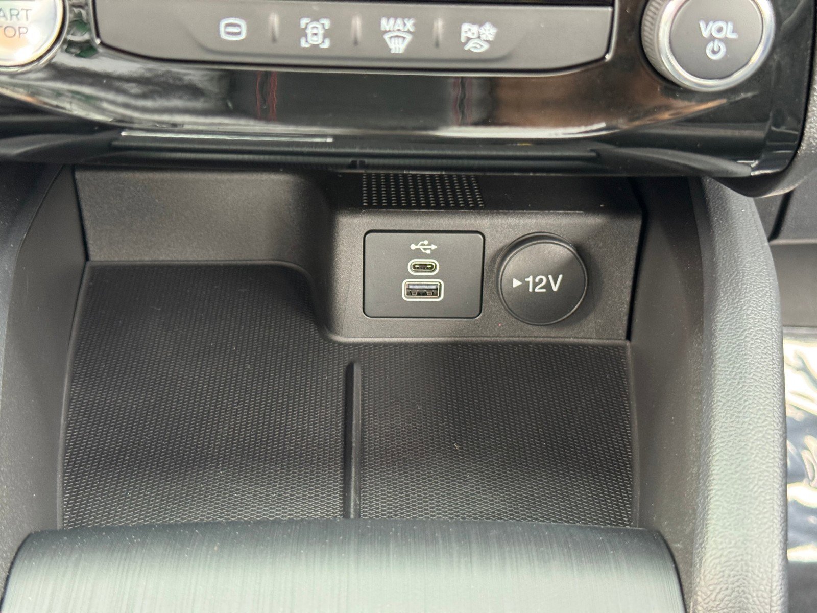 Used 2025 Ford Escape ST-Line Elite w/ Tech Pack #1 image 28