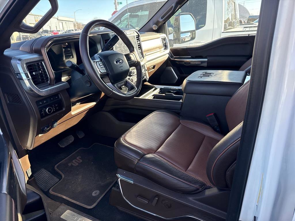 Used 2024 Ford F350 King Ranch image 6