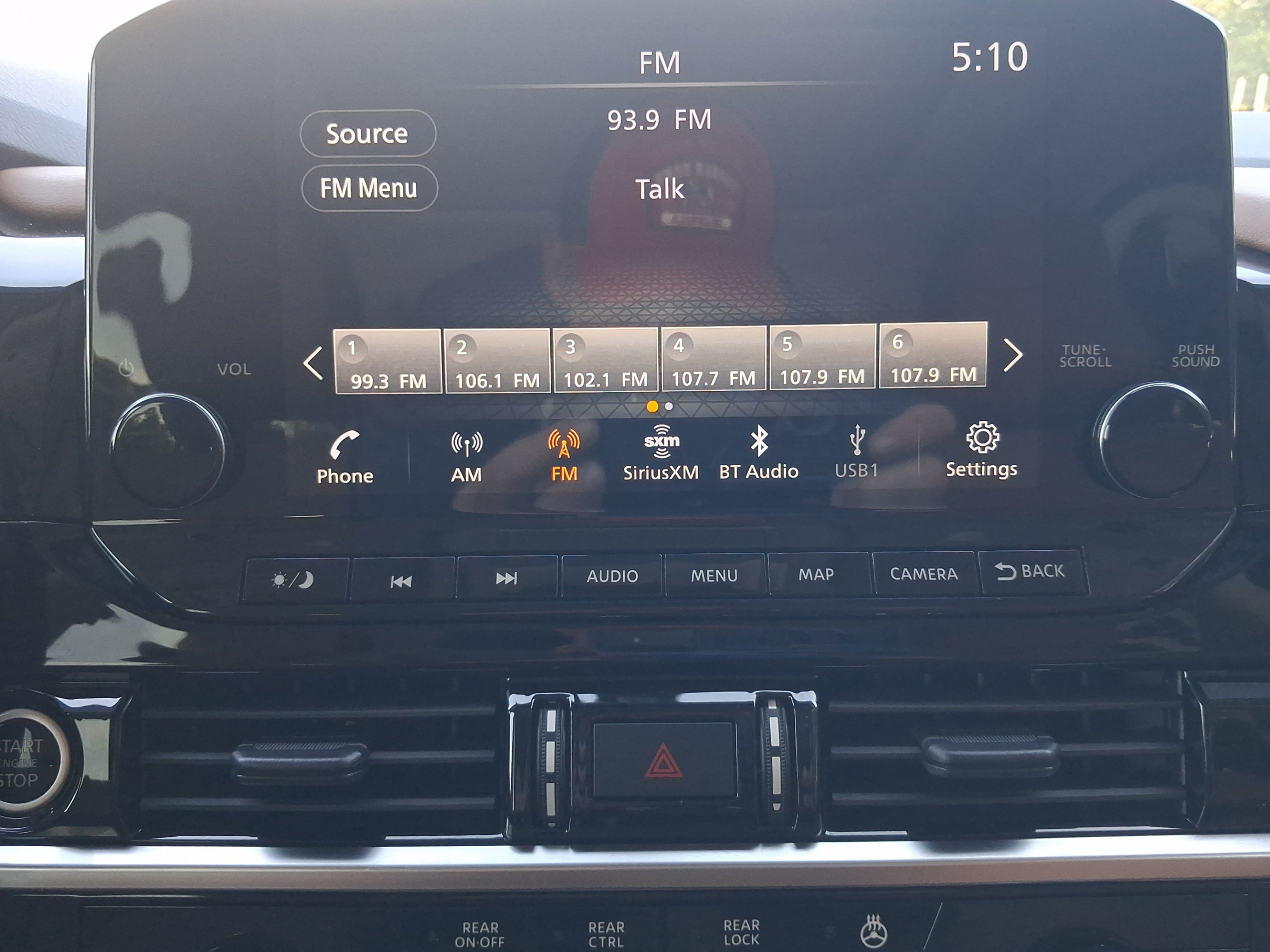 Used 2023 Nissan Pathfinder Platinum AWD/4WD image 15