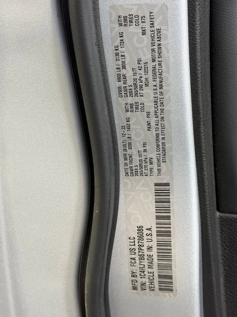 Used 2023 Jeep Grand Cherokee 4WD 4xe w/ Luxury Tech Group II image 23