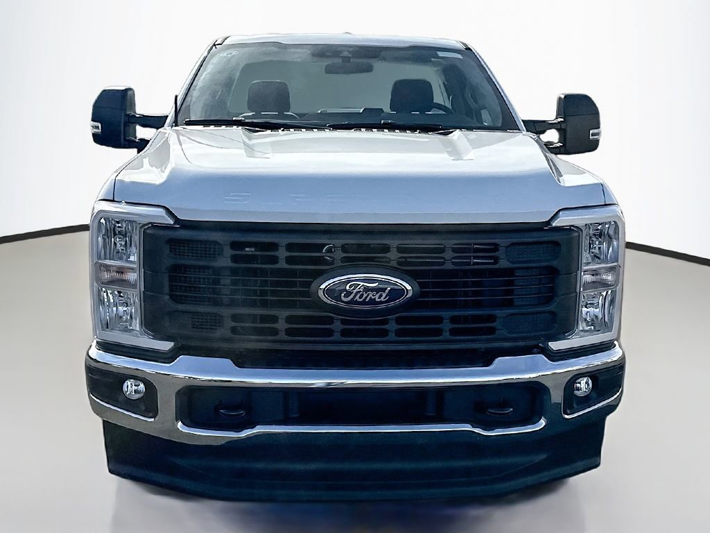 New 2026 Ford F250 XL w/ XL Chrome Package image 8