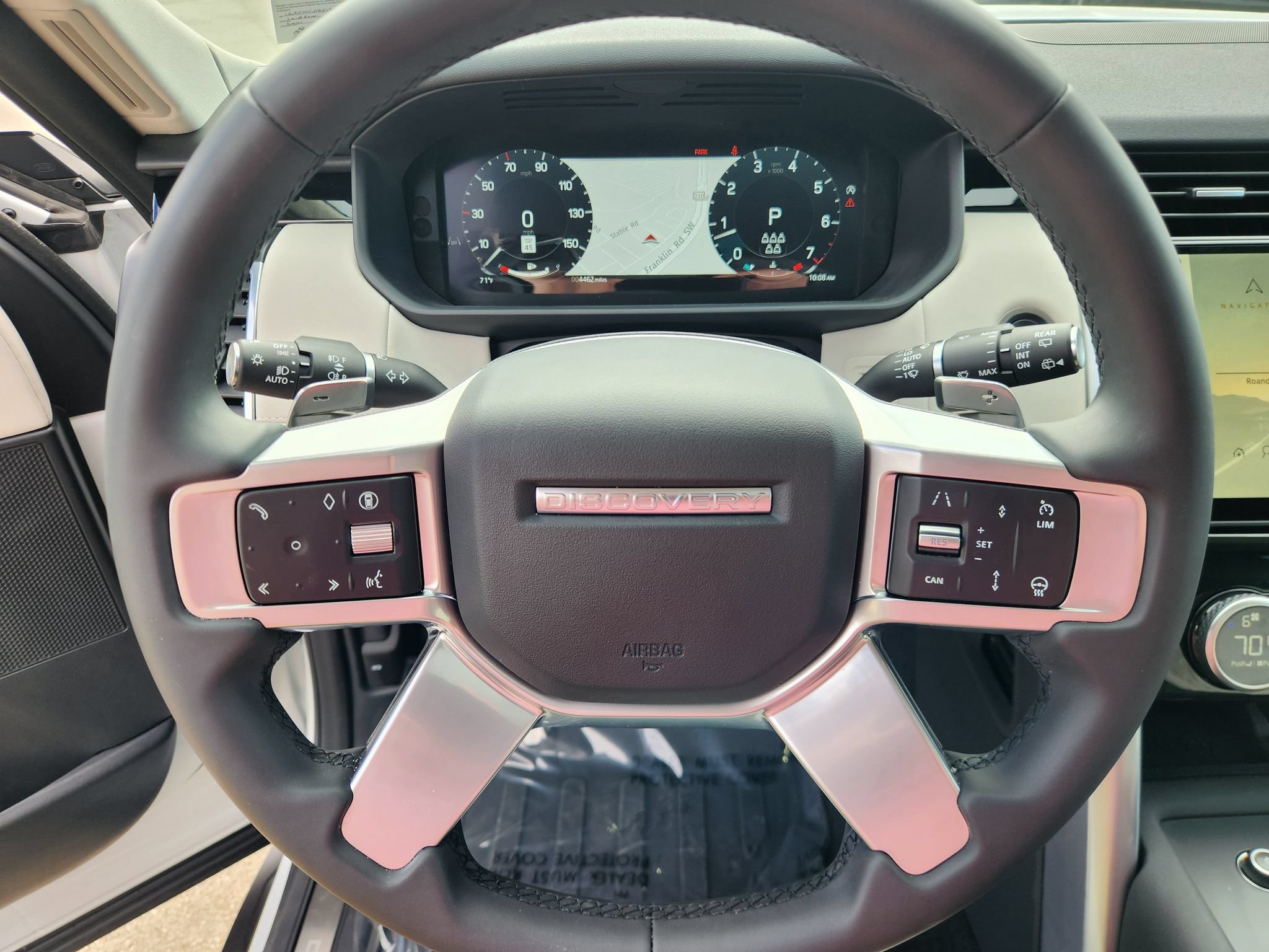 Used 2026 Land Rover Discovery S AWD/4WD image 23