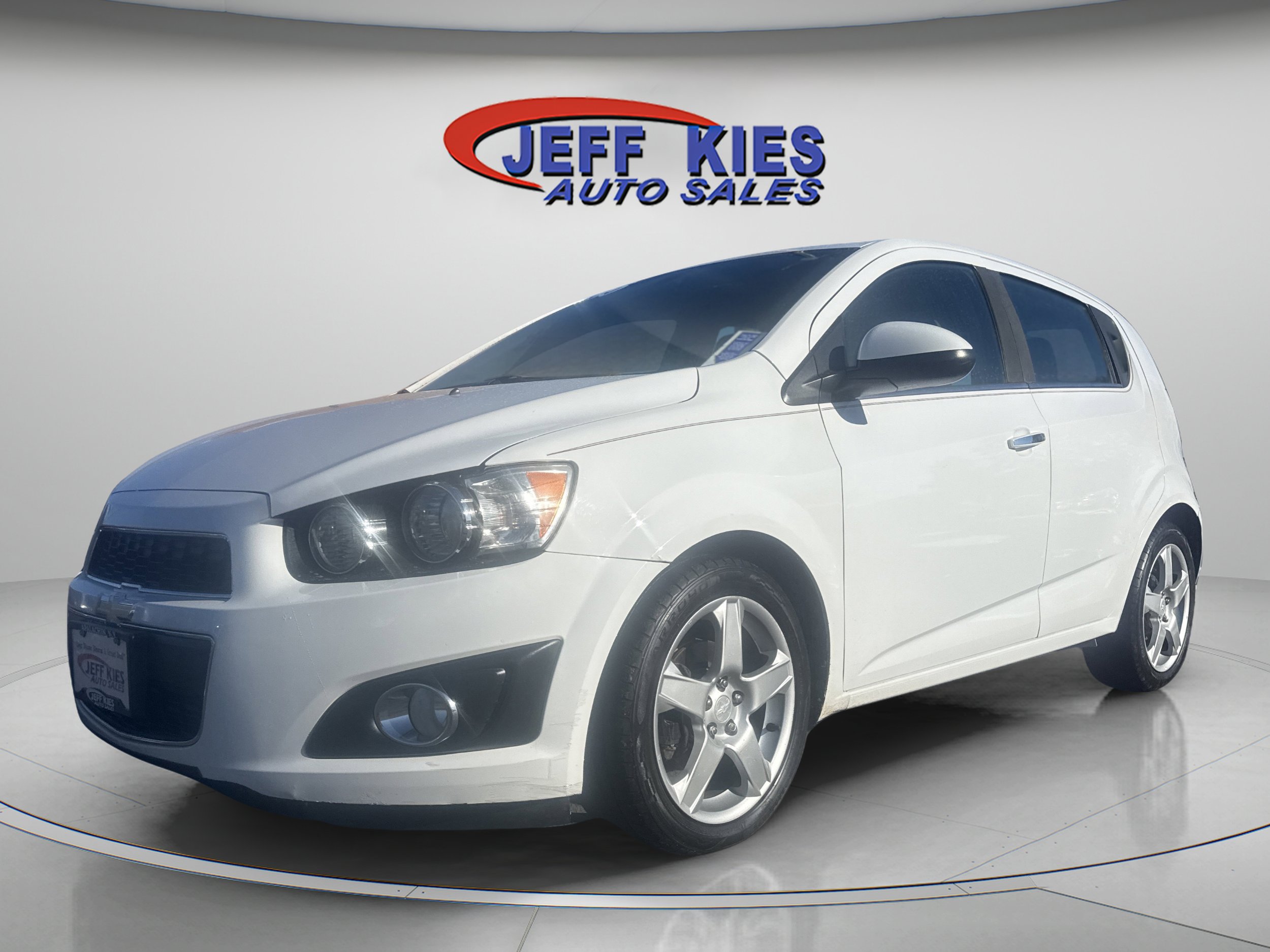 Used 2015 Chevrolet Sonic LTZ image 1