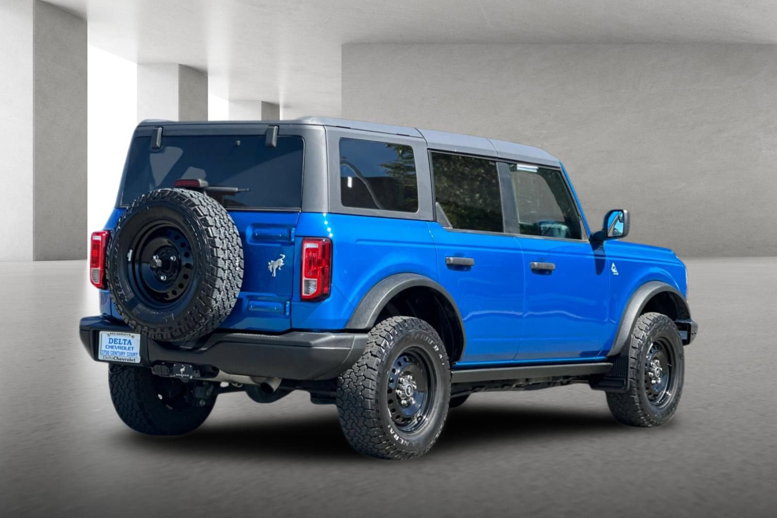 Used 2022 Ford Bronco Black Diamond AWD/4WD image 4