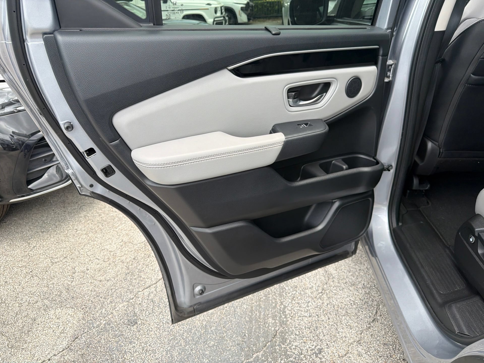Used 2023 Honda Pilot EX-L image 19