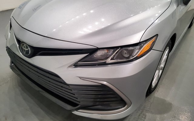 Used 2023 Toyota Camry LE image 9