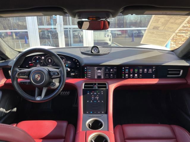 Used 2023 Porsche Taycan GTS image 40